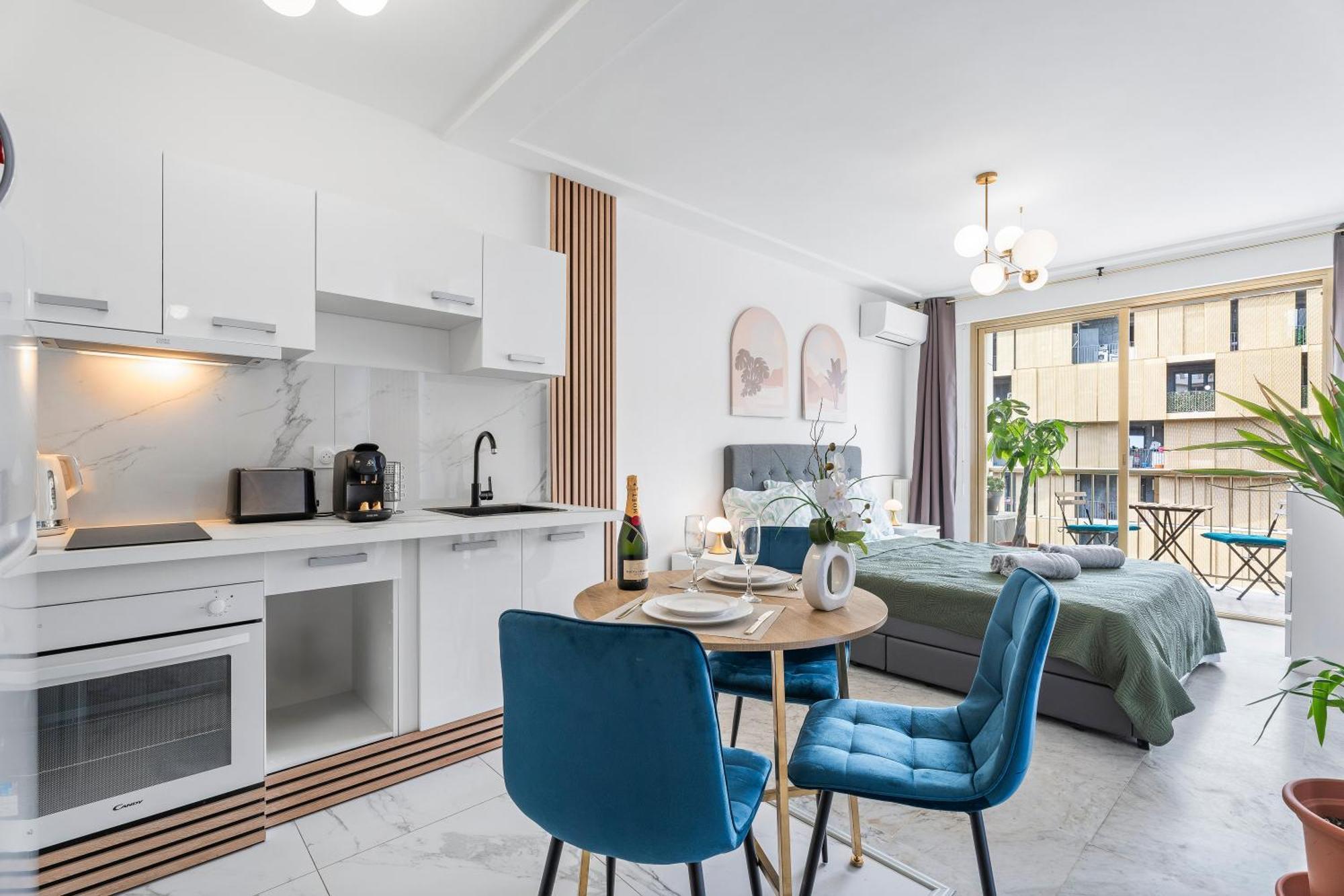 Elegant Studio Avec Terrasse Proche Mer Tramway Nice Exterior foto
