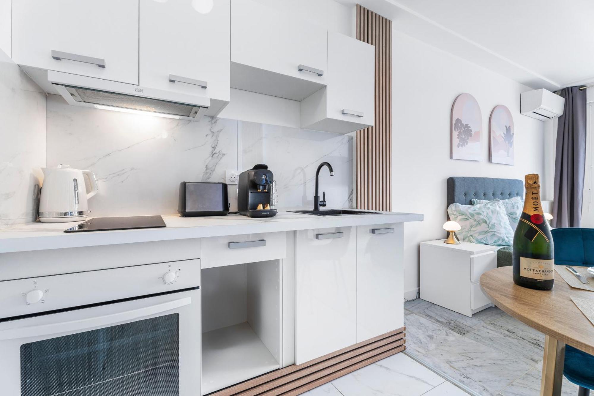 Elegant Studio Avec Terrasse Proche Mer Tramway Nice Exterior foto